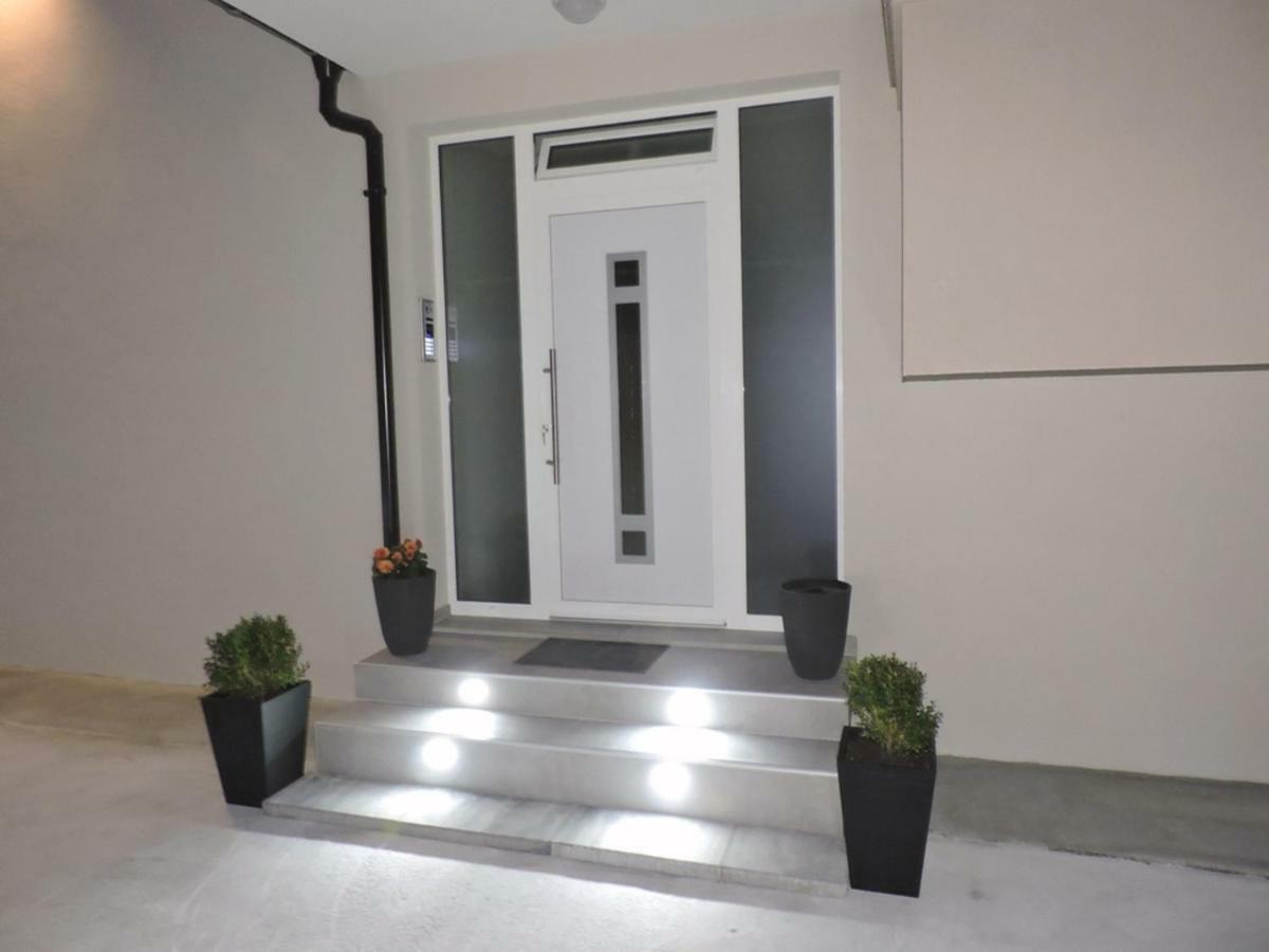 Apartments Nina Rab Town Exterior foto