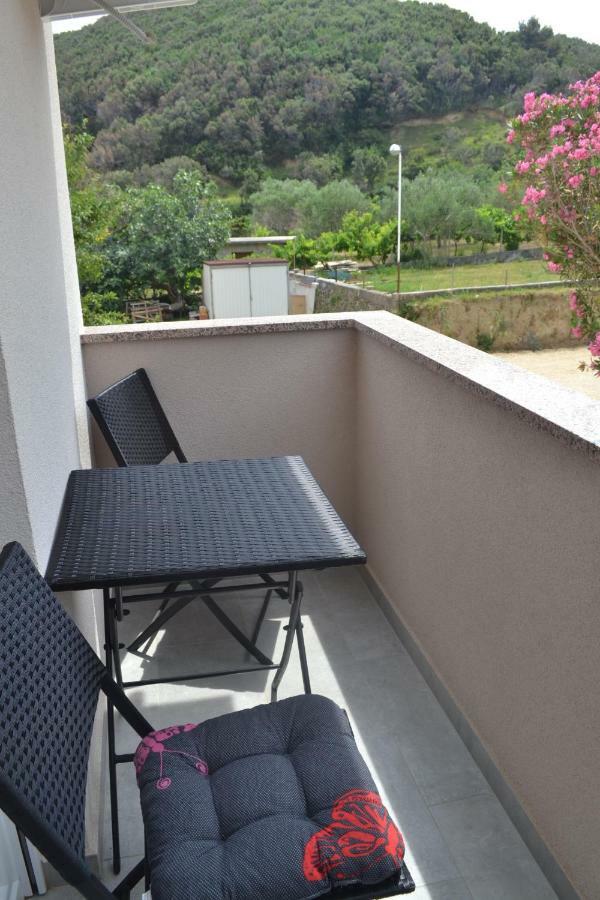 Apartments Nina Rab Town Exterior foto